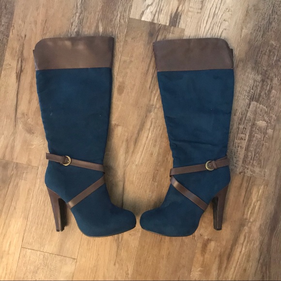 Green and brown boots - Picture 2 of 13